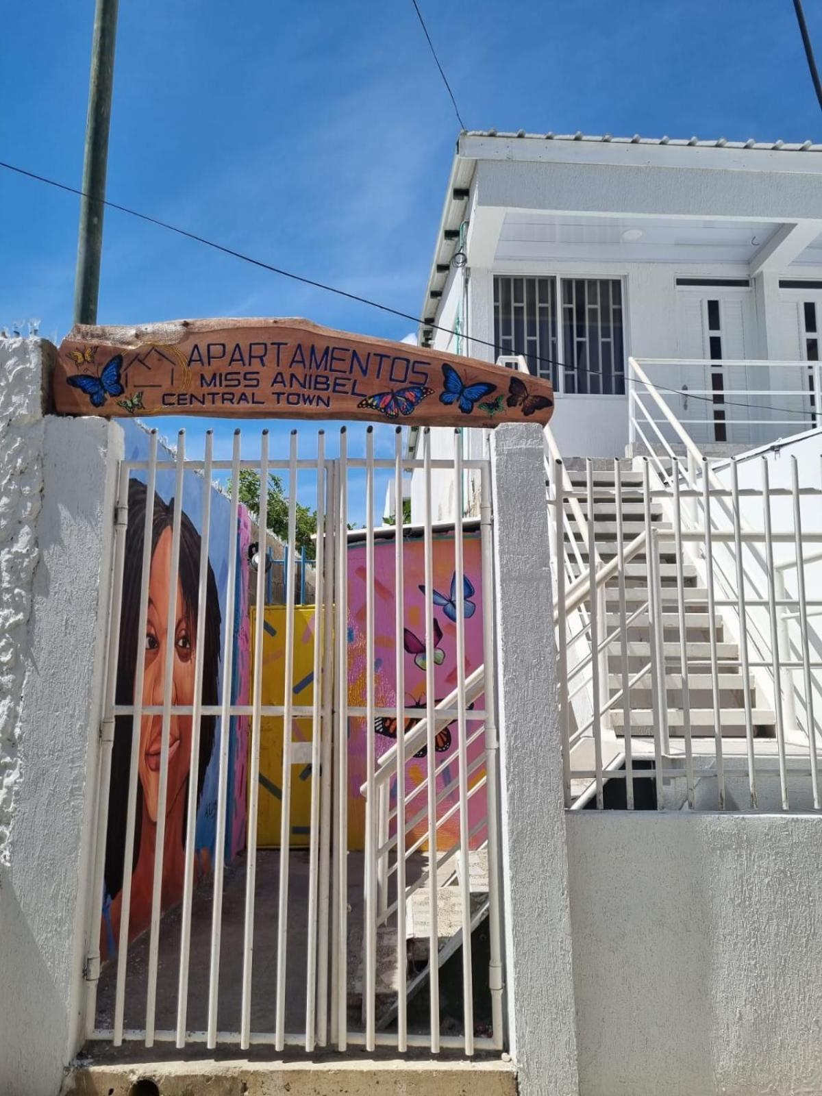 Posada Miss Anibel Central Town San Andres  Bagian luar foto